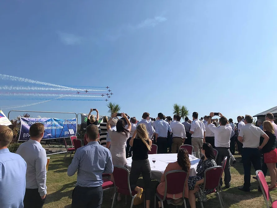 Bournemouth Bar For The Airshow Feat. Red Arrows